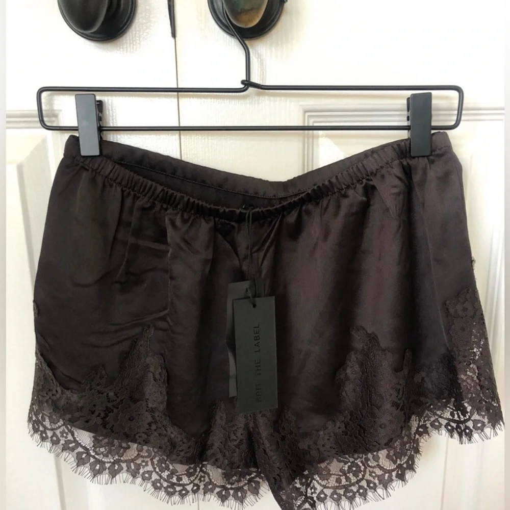 Women’s Black Lace-Trim Shorts by - Picture 3 of 6